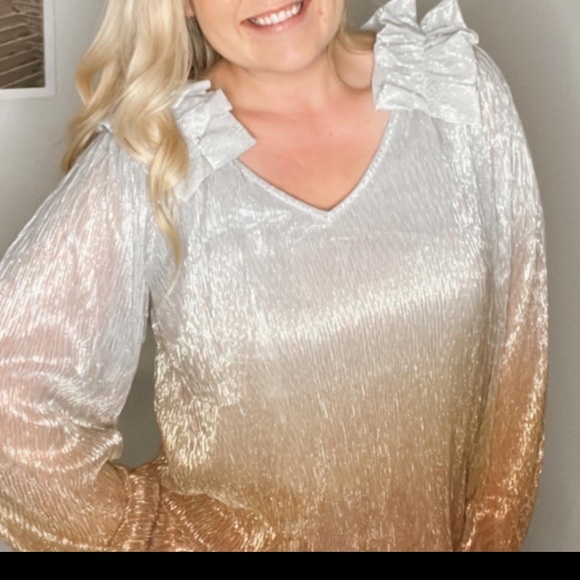Shimmer Blouse {GOLD/SILVER} - Picture 4 of 7